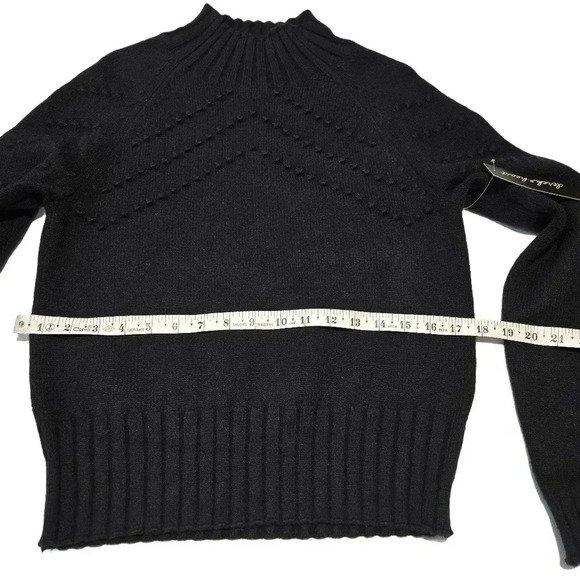 Elegant Black Mock Neck Knit Sweater - New with Tags - Picture 12 of 14